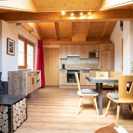 Alpensonne Anna-Lena Inklusive Super Sommer Card Holiday home